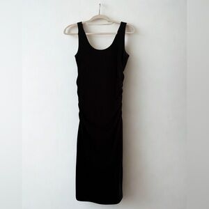 le chateau Black Midi Dress